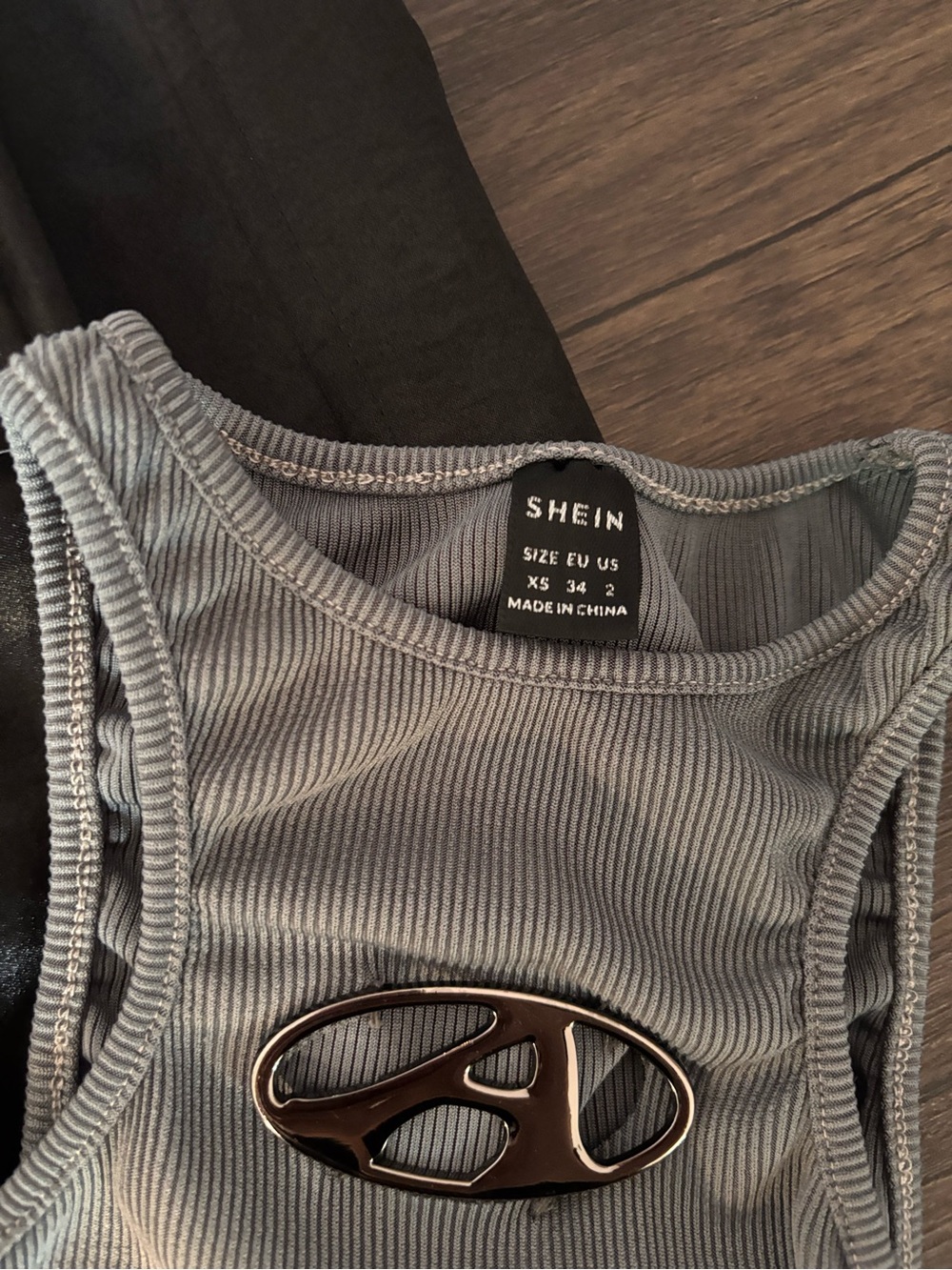 SHEIN shirt bundle size XS - Picture 4 of 4